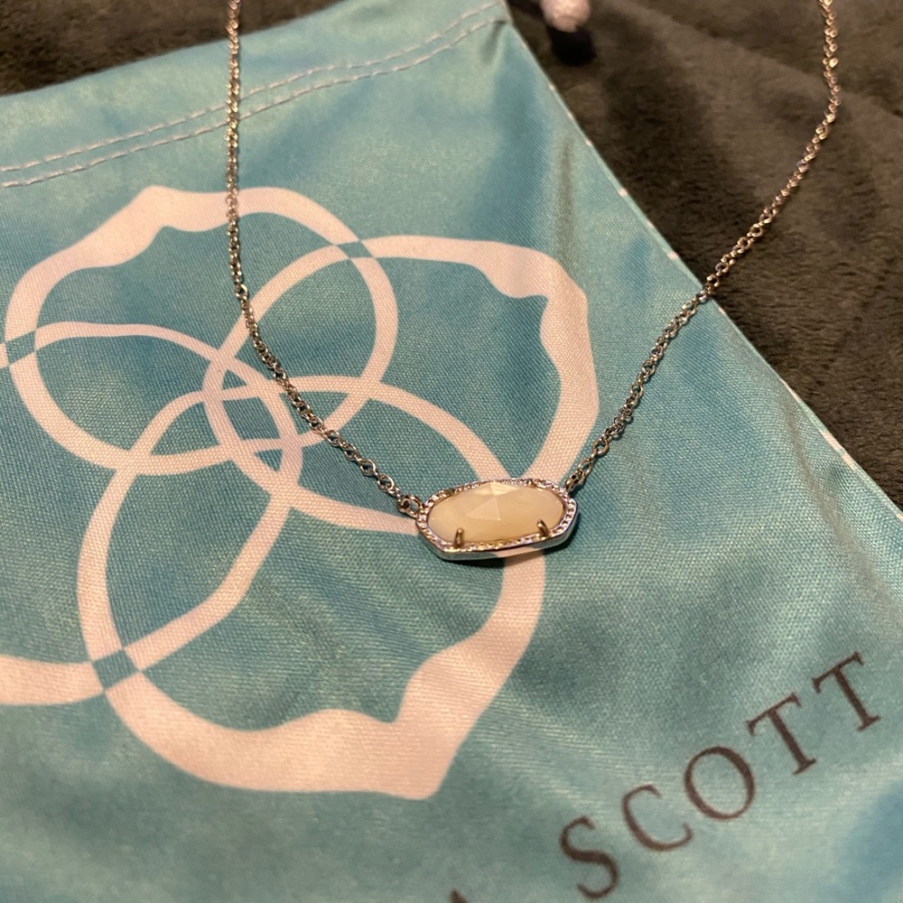 Kendra Scott Elisa Necklace